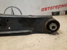 Рычаг подвески нижний Volkswagen Golf 2010 1K0505371 6, задний