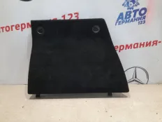 Обшивка багажника Mercedes ML350 2006 A16469030259F07 W164 272.967, правая