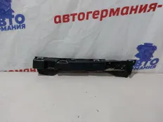 Кронштейн порога BMW 118 2011 51777263359 F20 N13B16, левый