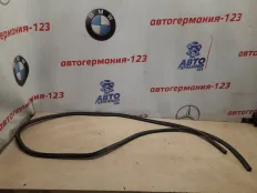 Уплотнение капота BMW 523i 2011 51767019779 F10 N52B25AF