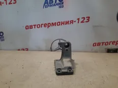 Кронштейн двигателя BMW 320D 2014 22116788612 F30 N47D20C