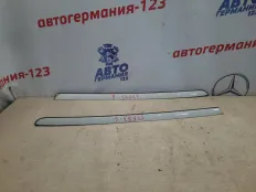 Молдинг лобового стекла BMW X3 2008 51313420829 E83 N52B25A, левый