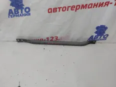 Распорка кузова BMW X3 2008 33303448348 E83 N52B25A