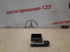 Пепельница Mercedes E320 2007 A2118100428 W211
