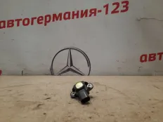 Датчик давления воздуха Mercedes E350 2010 A0051535028 W212 642.850D