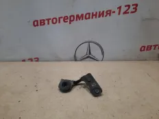 Кронштейн BMW 320D 2014 13718618896 F30 N47D20C