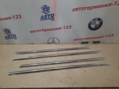 Молдинг стекла Mercedes B180 2012 A2467250282 T246 270.910
