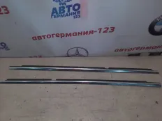 Молдинг двери Mercedes E350 2011 A2127350965 W212, задний