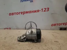 Корпус масляного фильтра Mercedes E350 2010 A6421801410 W212 642.850D