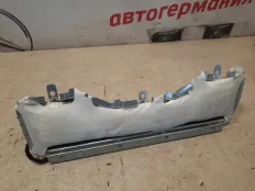 Подушка безопасности в колени Mercedes E350 2010 A2128601002 W212 642.850D