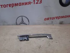 Молдинг бампера Mercedes GLK300 2010 A2048852674 X204 272.948, передний правый