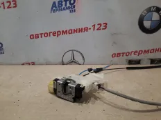 Замок двери Mercedes E350 2010 A2047302735 W212 642.850D, задний левый