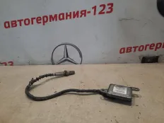 Лямбда-зонд Mercedes E350 2010 A0009053403 W212 642.850D