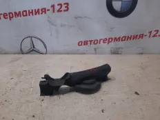 Уплотнитель BMW 120 2012 51767307864 F20 N13B16, правый