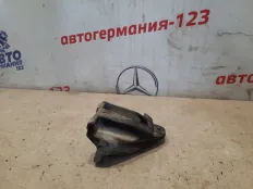 Кронштейн двигателя BMW 120 2012 22116788608 F20 N13B16, правый