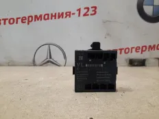 Блок комфорта Mercedes E350 2010 A2129004202 W212 642.850D, передний левый