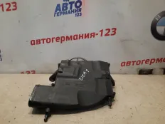 Корпус воздушного фильтра Mercedes E350 2010 A6420901901 W212 642.850D, левый
