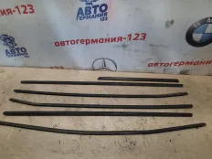 Молдинг стекла BMW X5 2011 51137158534 E70 N57D30A
