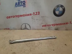 Распорка BMW X5 2011 51617184940 E70 N57D30A, правая