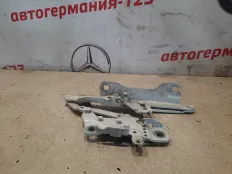 Петля капота BMW 120 2012 41617286343 F20 N13B16, левая