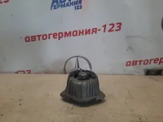 Подушка двигателя Mercedes E350 2010 A2042405817 W212 642.850D, левая