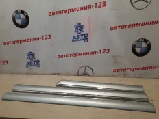 Молдинг двери Mercedes E320 1996 А2106900362 W210