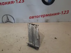 Кронштейн BMW X5 2011 51717188835 E70 N57D30A