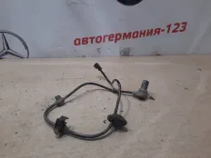 Датчик ABS Mercedes E320 1996 A2105400717 W210, задний правый