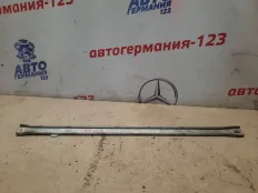 Распорка кузова Mercedes E350 2010 A2125240147 W212 642.850D