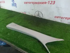 Обшивка салона Mercedes C180 2017 A2056905901 W205 274.910, передняя левая