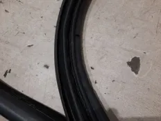 Уплотнитель BMW X6 2008 51727333808 E71 M57D30, задний