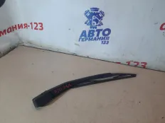 Дворник задний BMW 116 2013 61617241985 F20 N13B16, задний