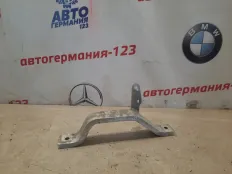 Кронштейн Mercedes C180 2017 A2056100065 W205 274.910