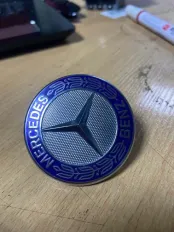 Эмблема Mercedes C200 2008 A2048170616 W204 271.950