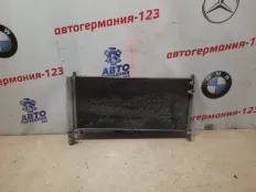 Радиатор кондиционера Toyota Prius 2012 8845047020 XW30