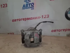 Суппорт тормозной Mercedes C180 2017 A2054210681 W205 274.910, передний правый