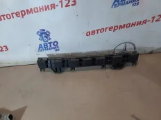 Кронштейн бампера Mercedes C180 2012 A2048850565 W204 271.820, задний