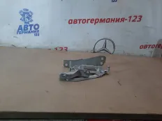 Петля капота Mercedes GLK300 2010 A2048800328 X204 272.948, левая