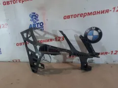 Кронштейн бампера Mercedes E350 2010 A2128852965 W212 642.850D, передний правый