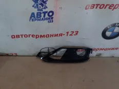 Решетка бамперная BMW 320 2012 51117300739 F30 N20B20B, левая