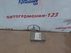 Блок управления airbag Mercedes E350 2010 A2129014204 W212 642.850D