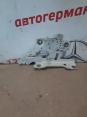 Петля капота BMW 116 2013 41617286344 F20 N13B16, правая