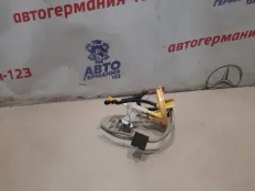 Датчик уровня топлива Mercedes E350 2010 A2124700400 W212 642.850D, левый