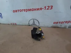 Ремень безопасности Mercedes C200 2008 A20486004859C94 W204 271.950, задний правый