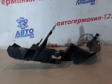 Кронштейн фары BMW X1 2011 51642990180 E84 N46B20BD, передний правый