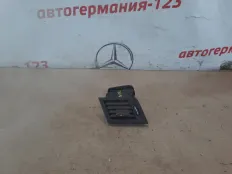 Дефлектор Mercedes E250 2010 A20783009548490 C207 271.860, передний левый