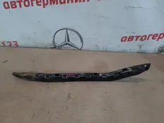 Кронштейн бампера Mercedes C180 2012 A2048800830 W204 271.820, задний правый