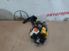 Блок предохранителей Mercedes A180 2013 A2469067100 W176 270.910