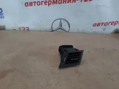 Дефлектор Mercedes E250 2010 A20783010548490 C207 271.860, передний правый