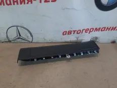 Подушка безопасности в колени Mercedes GLA180 2015 A17686004029H68 X156 270.910